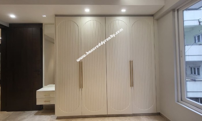 4 BHK Flat for Sale in East Point Colony